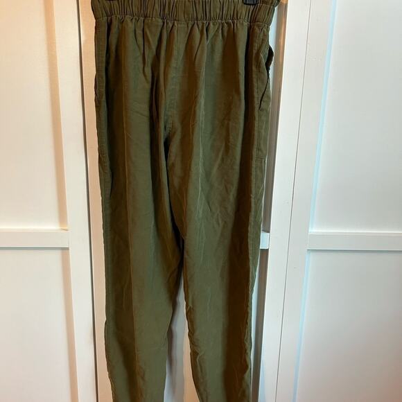 H&M Paperbag Style Pant - Picture 2 of 2